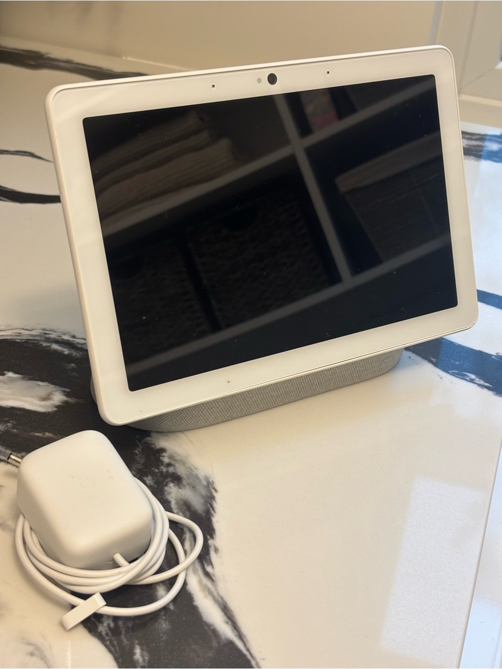 Google Home Smart Display in White 10 inch